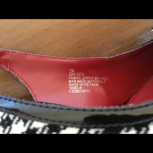 Liz & Co. sling backs. NWOB. - Picture 5 of 5